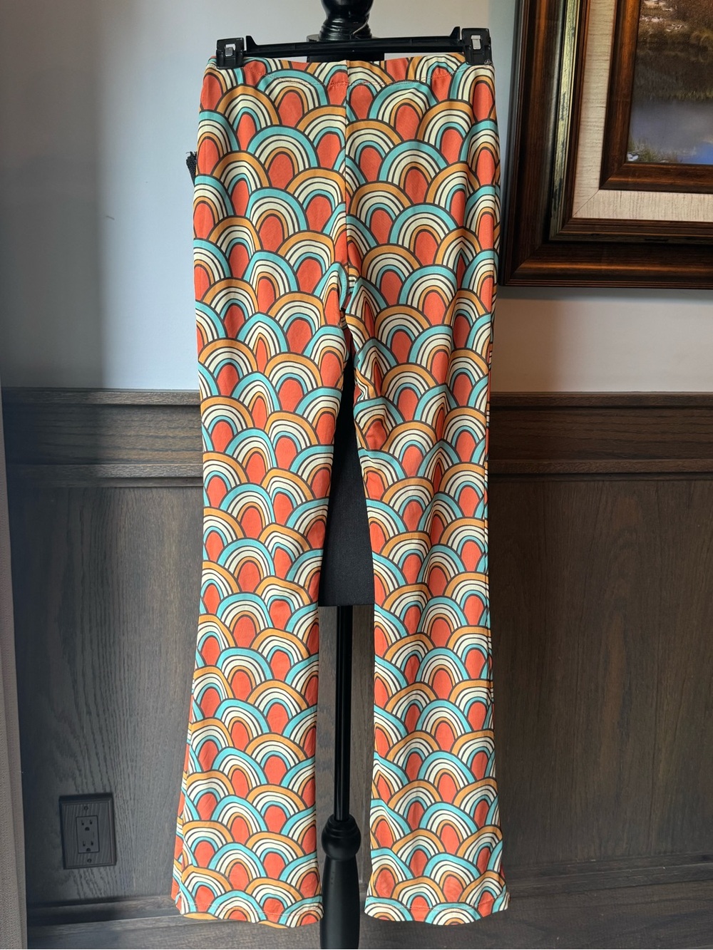 Nasty Gal Boot Cut Rainbow Scallop Print Pants - Orange & Teal Sz 0 - Picture 3 of 6
